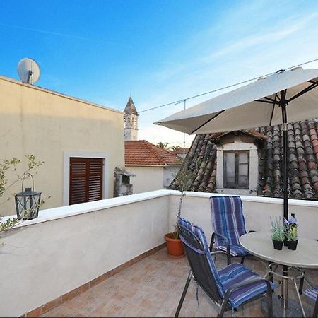 Marko Polo B Old Town Trogir Luaran gambar